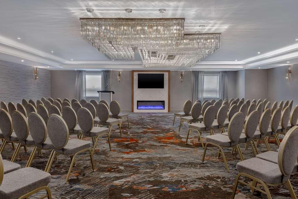 Ambassador Hotel & Conference Resort Kingston Facilities photo